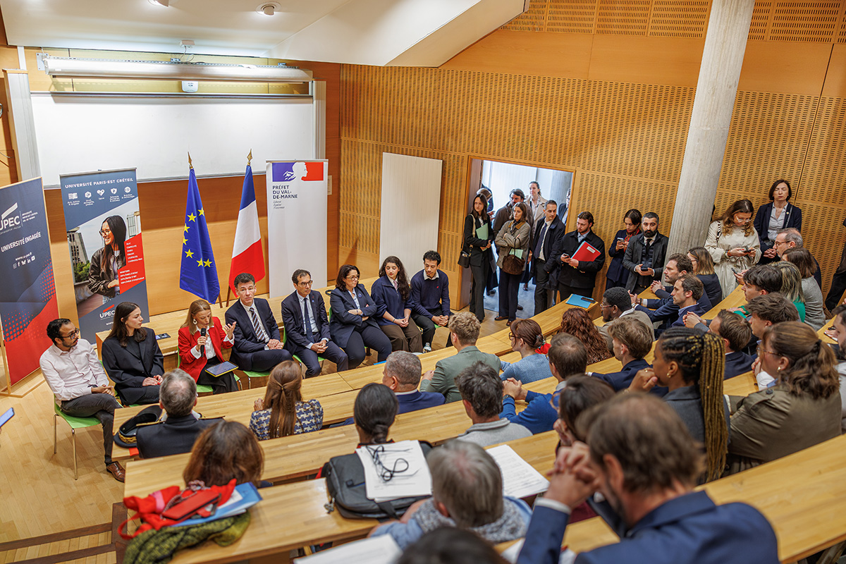 Table ronde sur l'emploi étudiant